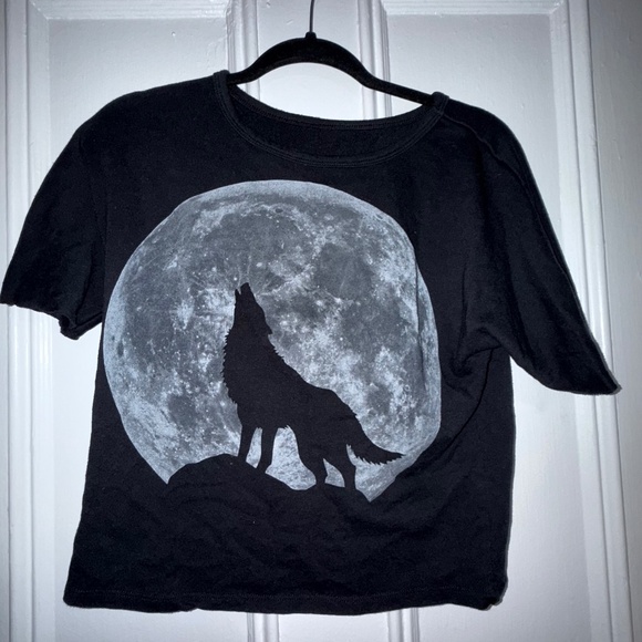 Wolf cropped top - Picture 1 of 3